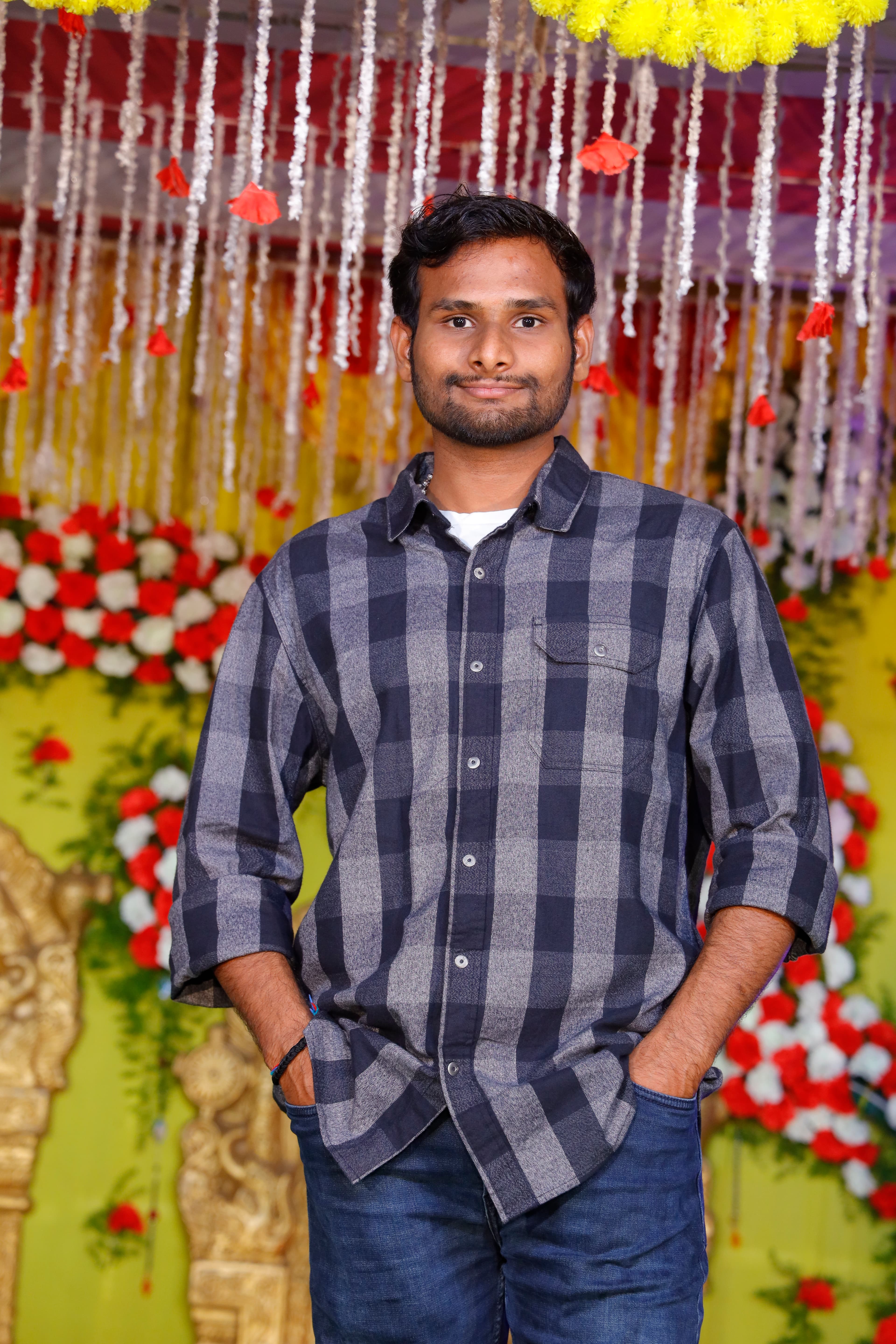 Full pose of Kedhar
